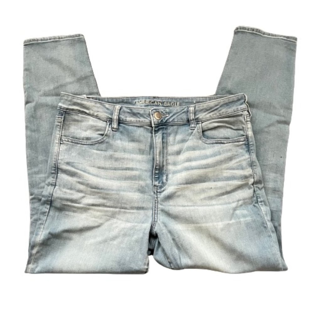 American Eagle Women's Hi-Rise Stretch Jegging in Light Wash Size 18